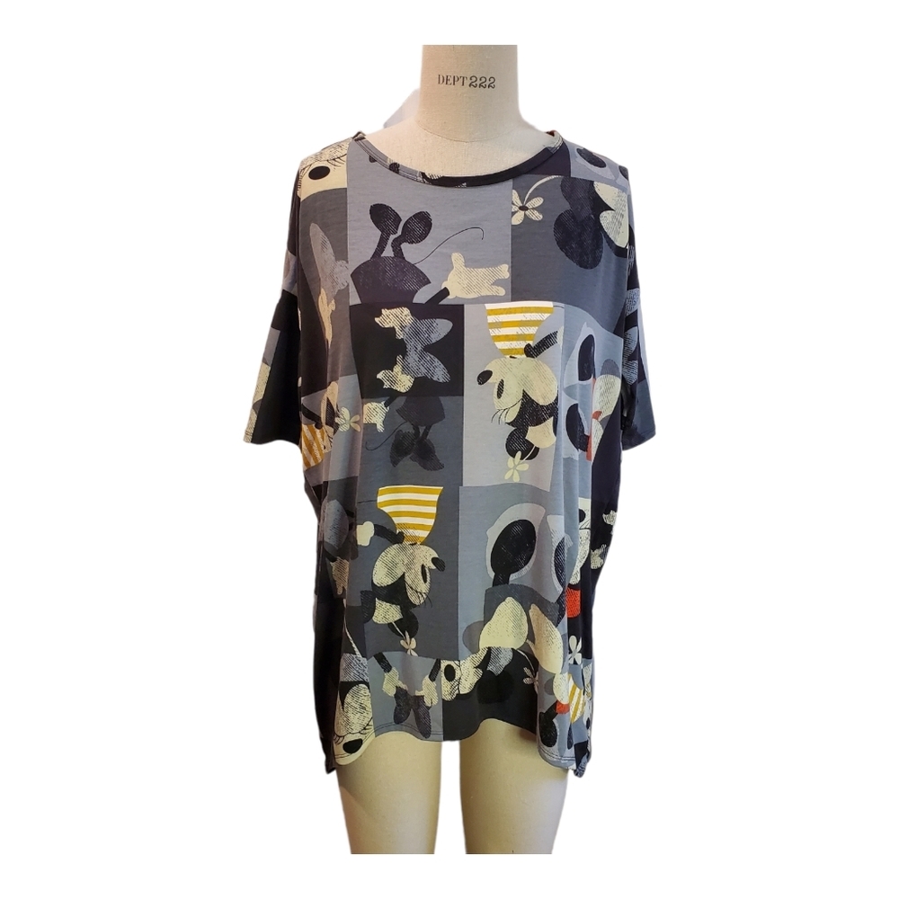 Women's Disney Lularoe Minnie Mouse Top Size XS